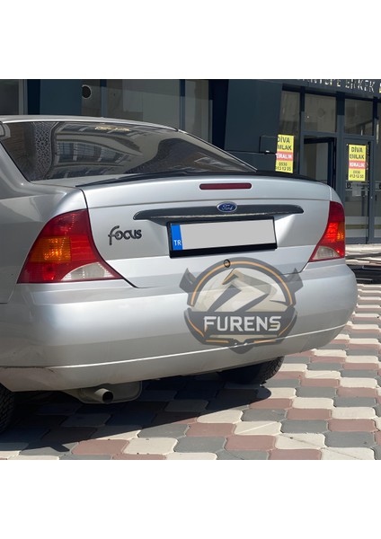 Ford Focus 1 1999-2005 Piano Black Yarasa Tip Üniversal Spoiler Elastik Bagaj Üstü Çıta