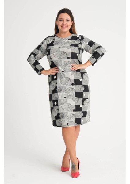 Kadın Siyah Beyaz Puantiyeli Ekose Desen Cep Detay Büyük Beden Esnek Süet Elbise fiyatları