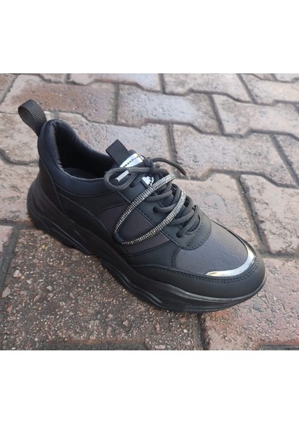 001 Kadın Spor Ayakkabı Siyah