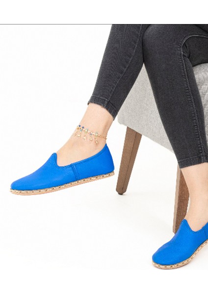 El Işçiliğiyle Özel Tasarlanmış Deri Çarıklar: Geleneksel Yemeni Ayakkabı Işlemeli Zarafet fiyatları