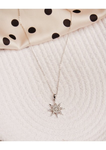 Gümüş Kolye Yıldız Şeklinde Zirkon Kolye fiyatları