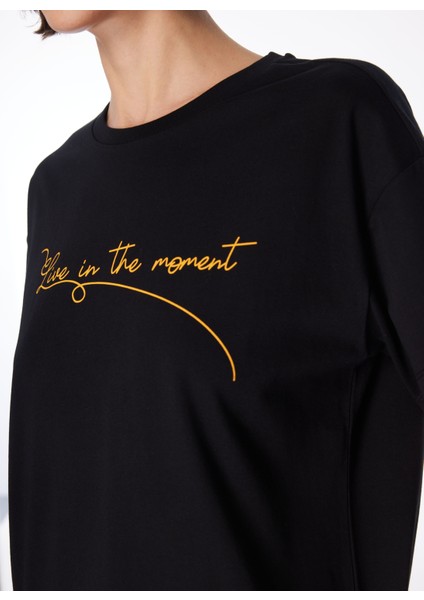 Bisiklet Yaka Baskılı Siyah Kadın T-Shirt F4SL-TST0913 fırsatları