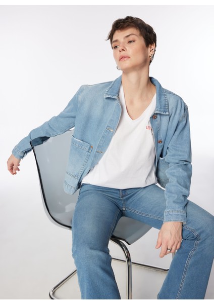 V Yaka Düz Beyaz Kadın T-Shirt 242 Lcf 242018 Loles Beyaz modelleri