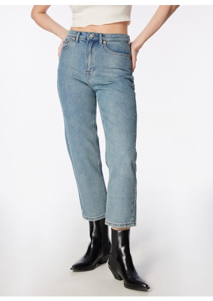 Yüksek Bel Geniş Paça Straight Açık Mavi Kadın Denim Pantolon 242 Lcf 121017 Clara Blue Lıght fiyatları