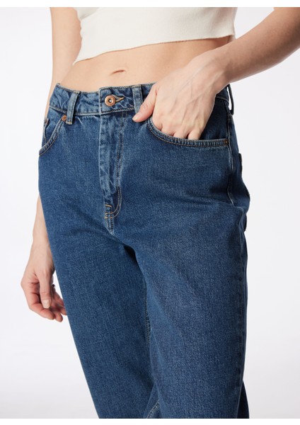 Yüksek Bel Geniş Paça Mom Fit Açık Mavi Kadın Denim Pantolon 242 Lcf 121008 Marlyn Posey Blue Mı fırsatları