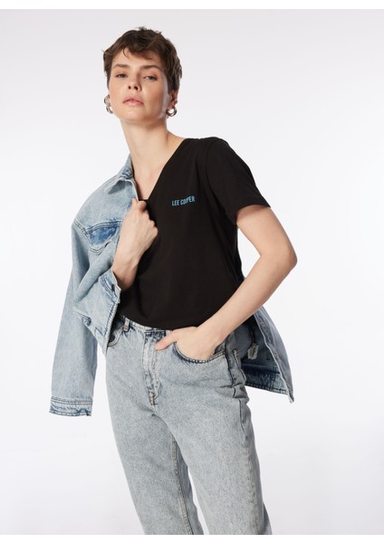 V Yaka Düz Siyah Kadın T-Shirt 242 Lcf 242018 Loles Siyah