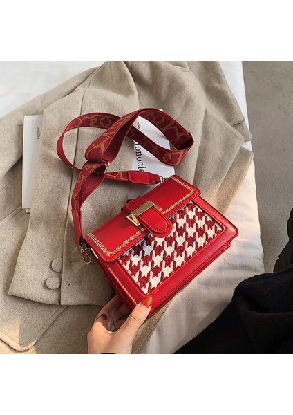 Siyah Stil 18CMX15CMX8CM Kadınlar Için Omuz Çantası Crossbody Çanta Lüks Kadın Çanta Çanta Retro Çanta Tüm Maç Geniş Omuz Askısı Moda Yeni Pu Deri (Yurt Dışından)