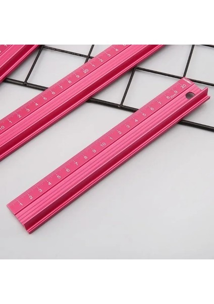 20CM Tarzı Profesyonel Alüminyum Alaşımlı Düz Cetvel Koruyucu Ölçek Ölçme Mühendisleri Çizim Aracı cm (Yurt Dışından) fiyatları