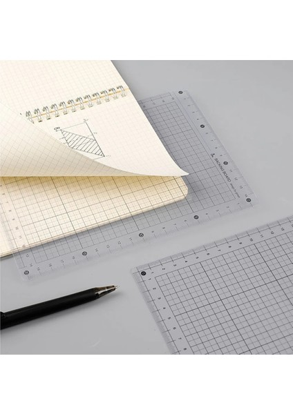 B5 Tarzı Öğrenme Pedi Dev Kapı Şeffaf Cetvel Öğrenci Yazma Izgara Ölçeği Kaymaz Plastik Test Kırtasiye Yazı Tahtası A4B5A5 (Yurt Dışından) fiyatları