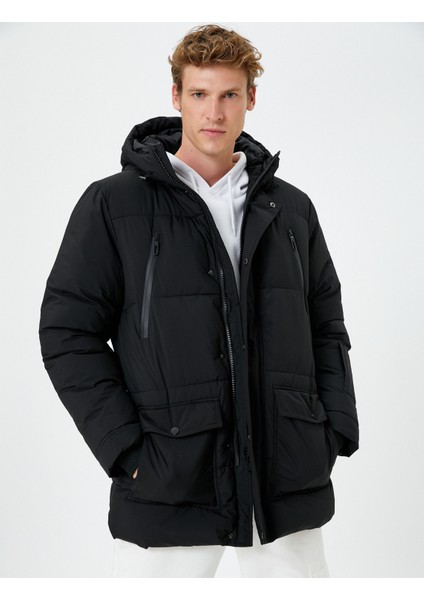 Şişme Mont Kapşonlu Cep Detaylı Fermuarlı Çıtçıt Düğmeli fiyatları