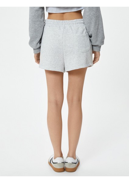 Kısa Şort Beli Bağlamalı Cepli Rahat Kalıp fırsatları