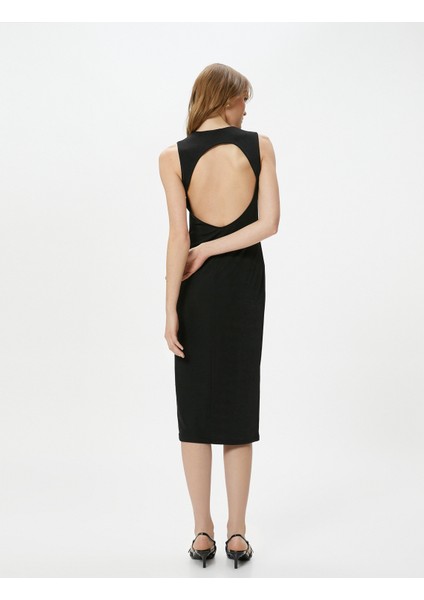 Midi Elbise Halter Yaka Sırtı Pencere Detaylı