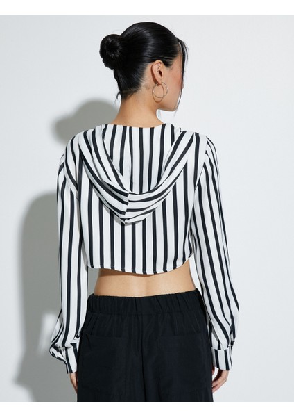 Kapşonlu Crop Bluz V Yaka fırsatları