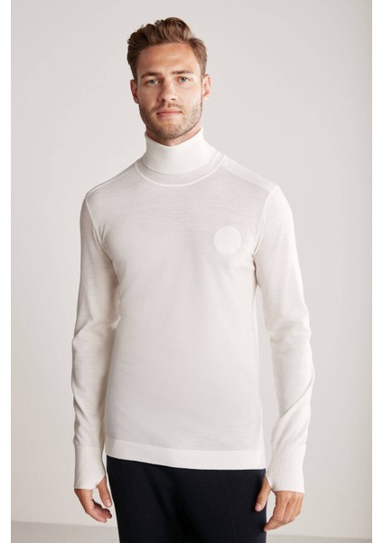 Slim Fit Beyaz Activewear Merino Yün Triko fiyatları