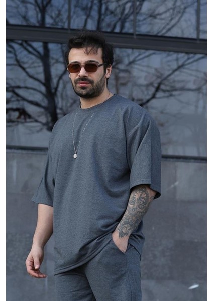 Erkek Oversize Comfort T-Shirt fırsatları