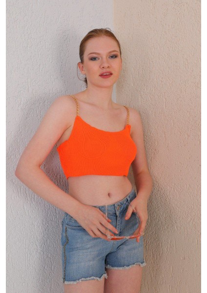 Zincir Asklı Crop