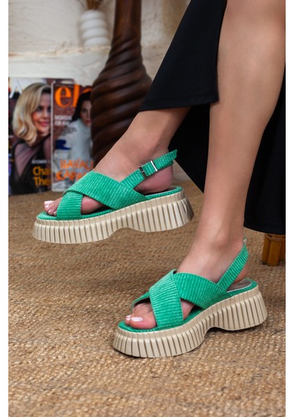 Kadın Çapraz Bantlı Kalın Taban Günlük Sandalet, Rahat Sandalet, Şık Sandalet fiyatları
