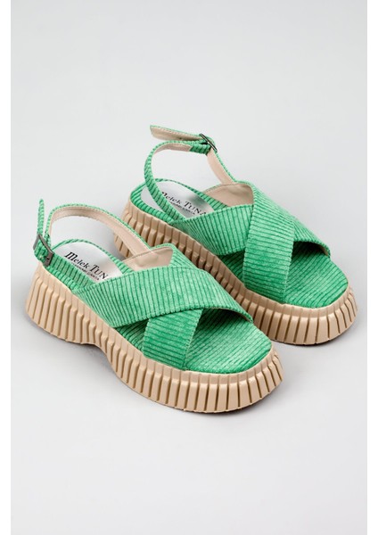 Kadın Çapraz Bantlı Kalın Taban Günlük Sandalet, Rahat Sandalet, Şık Sandalet indirimleri