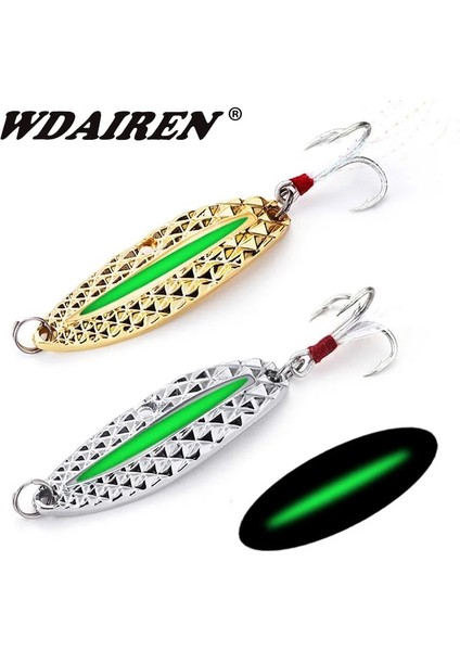 Gümüş Işıklı Stil 15G 60MM 1 Adet Metal Luminouer Kaşık Fshing Lures 7g 10G 15G Bas Yapay Yem Tüy Tiz Kanca Wobbles Deniz Pesca Mücadele (Yurt Dışından)