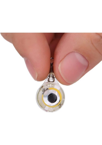 1 Adet Yeşil Stil Mini Balıkçılık Cazibesi Işık LED Derin Damla Sualtı Göz Şekli Balıkçılık Kalamar Balıkçılık Yemi Balık Çekmek Için Aydınlık Cazibesi (Yurt Dışından)