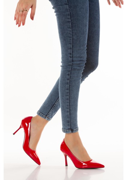 Kadın Rugan Kırmızı Topuklu Stiletto Ayakkabı ( Iç Astar Deri )