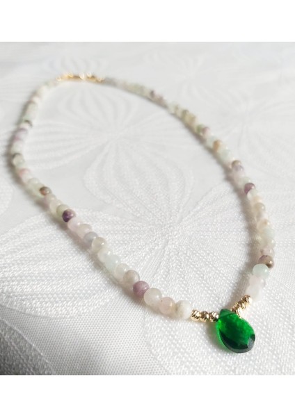 Florit Doğal Taşlı Yeşil Su Damlası Kristal Uçlu Kolye