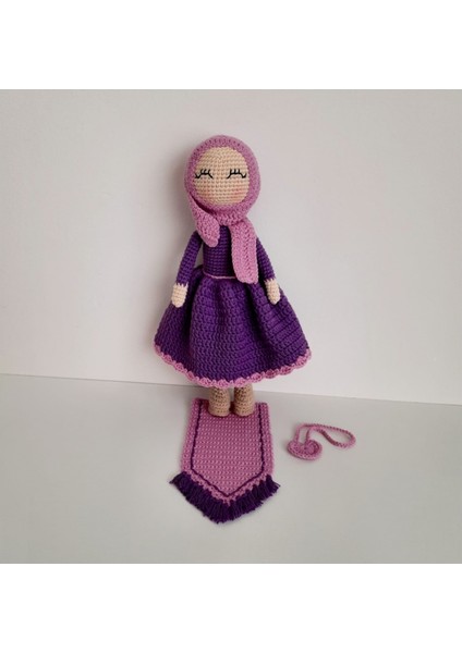 Sarı Seccadeli Tesettürlü Kız Amigurumi Organik Oyuncak Amigurumi Organik Oyuncak