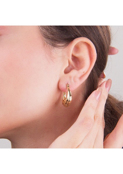 14 Ayar Italyan Deniz Kabuğu Desenli Altın Küpe 3,05 gr fiyatları