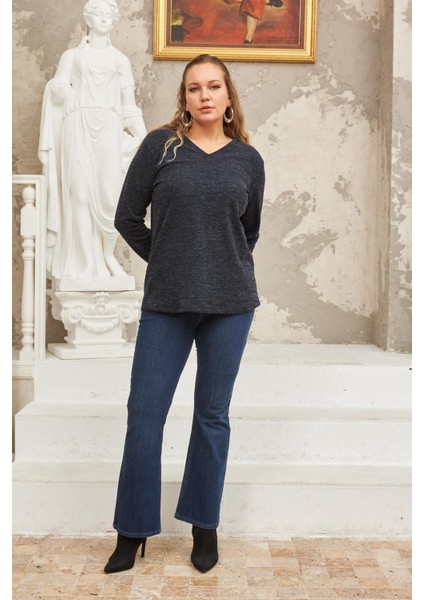 V Yaka Büyük Beden Lacivert Örme Kazak modelleri