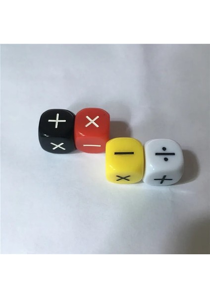 Et Yeni Toplama ve Çıkarma Sembolü Zar Işlemi Bebek Öğretim Asistanı Sahne Çarpma ve Bölme Zarları (Yurt Dışından) fırsatları