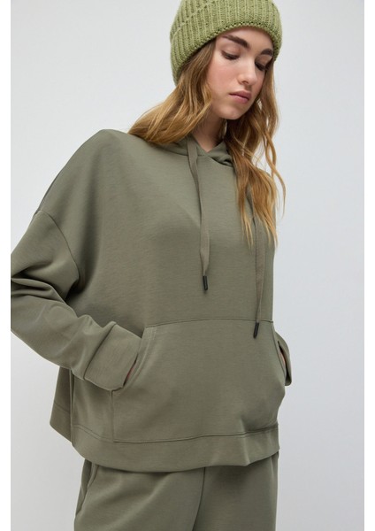 Soft Touch Kumaştan Kapüşonlu Sweatshirt