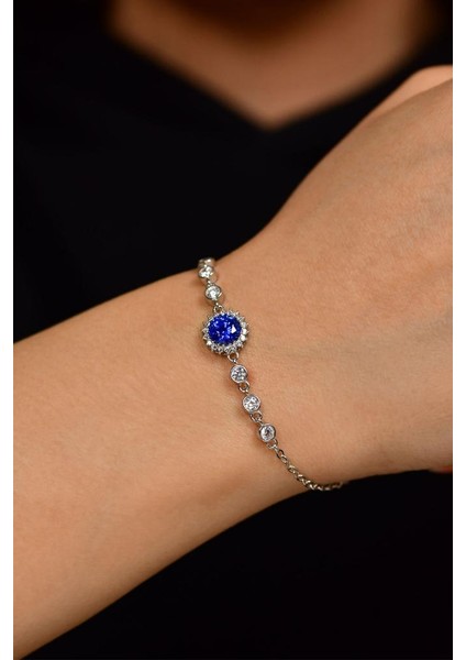 Safir Taşlı Rodyum Yuvarlak Anturaj Gümüş Bileklik