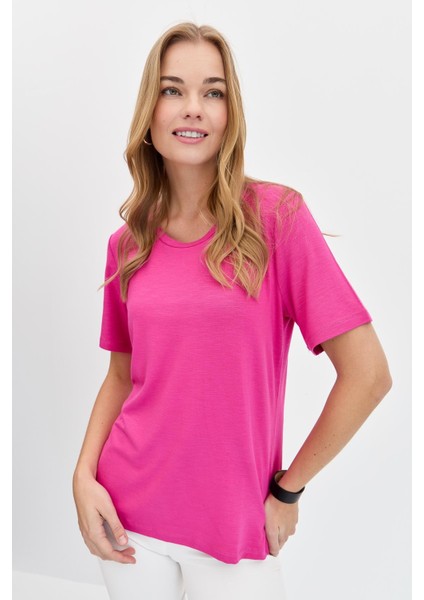 Kadın Sıfır Yaka Flamlı Kumaş Penye T-Shirt Fuşya