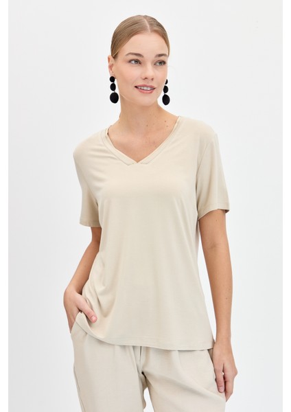 Kadın V Yaka Yakası Simli T-Shirt Vizon fiyatları