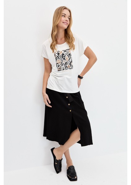 Kadın Sıfır Yaka Önü Tropik Desenli T-Shirt Ekru