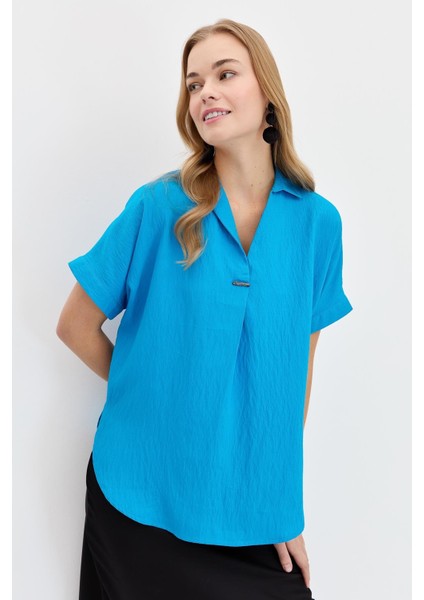 Kadın Önü Tokalı Bluz Mavi