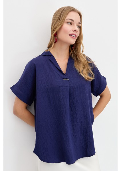 Kadın Önü Tokalı Bluz Lacivert