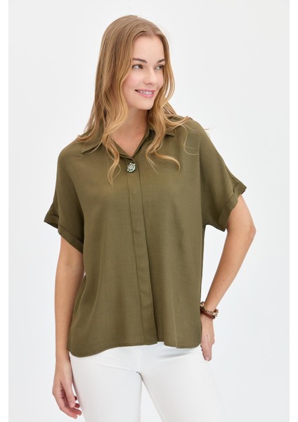 Kadın Önü Broşlu Maroken Gömlek Haki fiyatları