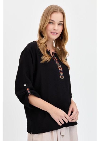 Kadın Açma Yaka Yakası Etnik Nakışlı Gömlek Siyah modelleri