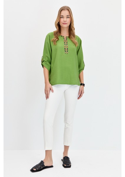 Kadın Açma Yaka Yakası Etnik Nakışlı Gömlek Yeşil modelleri
