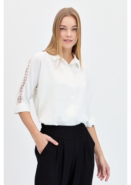 Kadın Kolları Dantel Şeritli Maroken Gömlek Ekru fiyatları