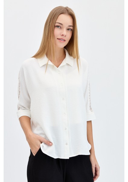 Kadın Kolları Dantel Şeritli Maroken Gömlek Ekru indirimleri