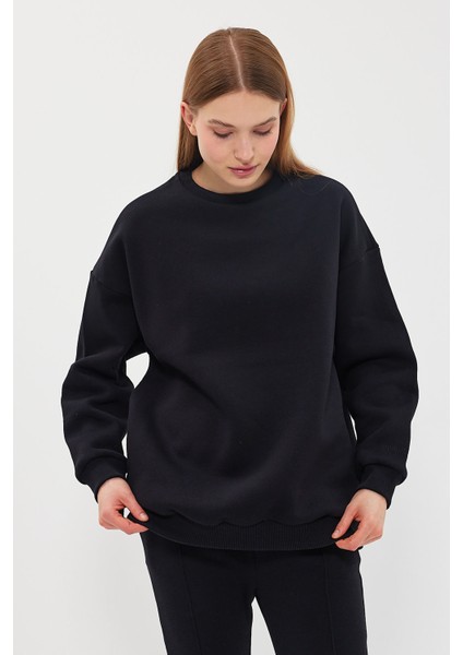 Kadın Olivia Oversize Basıc Sweatshırt