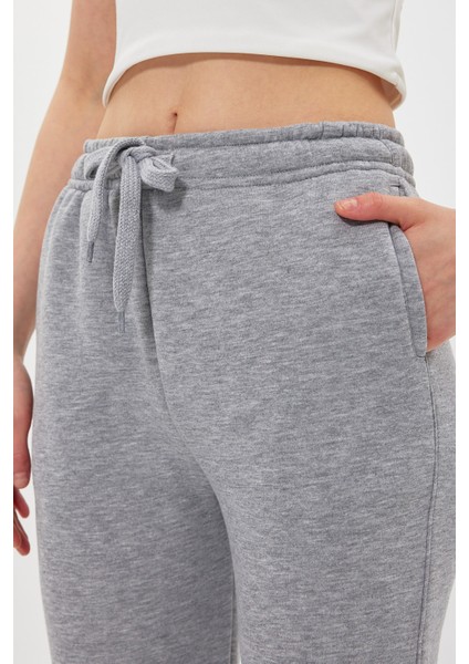 Kadın Standart Kalıp Eşofman Altı fırsatları