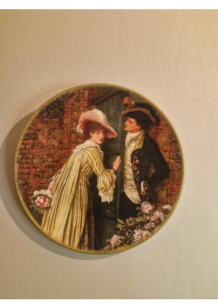 Duvar Dekorasyon Tabağı (Duvara Asılabilir Durumda)(Porselen) fiyatları