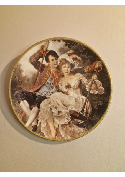 Duvar Dekorasyon Tabağı (Duvara Asılabilir Durumda)(Porselen)