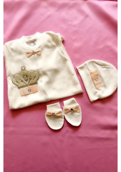 Kurdele Detaylı Taş Işlemeli Beyaz 3'lü Bebek Tulum Seti