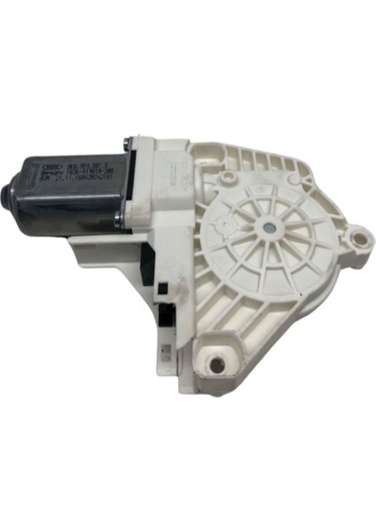 Touareg 2011-2018 Ön Sol Cam Kaldırma Indirme Motoru 8K0959801B