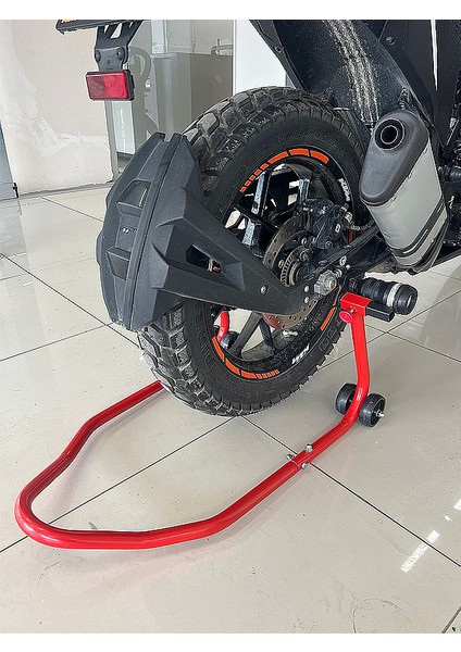 Motosiklet Kaldırma Sehpası Demonte Siyah Kırmızı, Tek Parça Tasarım, 22-35 Cm. Aralığı Ayarlı