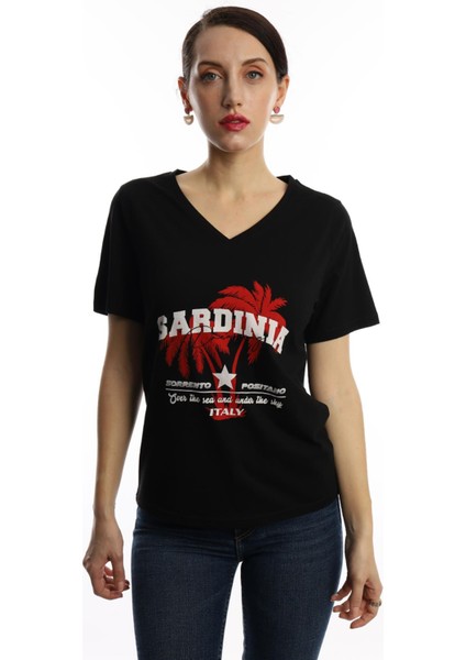 Kadın Sardinia Baskılı V Yaka T-Shirt Siyah
